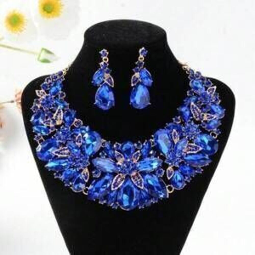 3PC Fashion Bride Fashion Heavy Craft Banquet